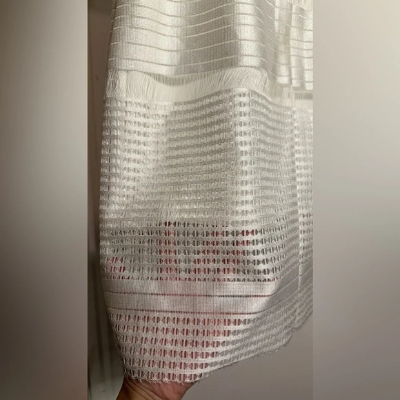 NWT Elliatt Crested Sheer Overlay Tiered Strapless Dress White XS - Picture 10 of 13